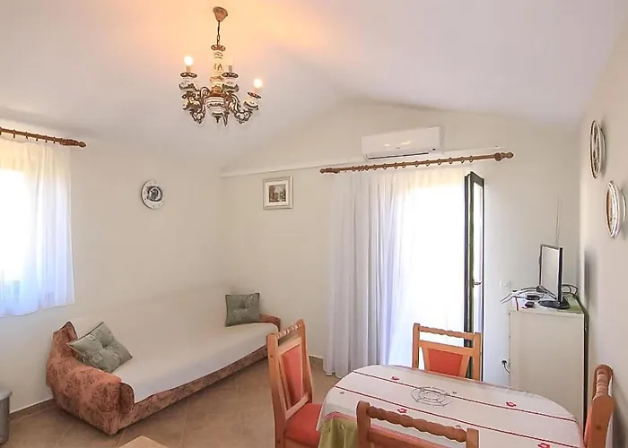 1 Bedroom Cozy In Nin