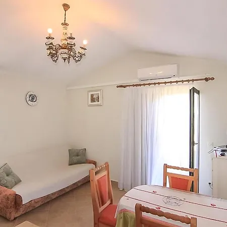 1 Bedroom Cozy In Nin