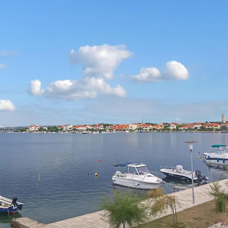 1 Bedroom Cozy In Lejlighed